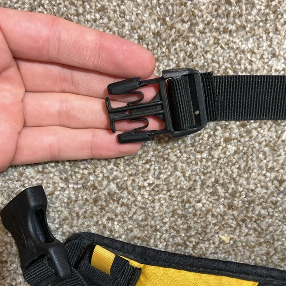 3 for $33 Vintage SALOMON runners belt bag - Picture 8 of 12